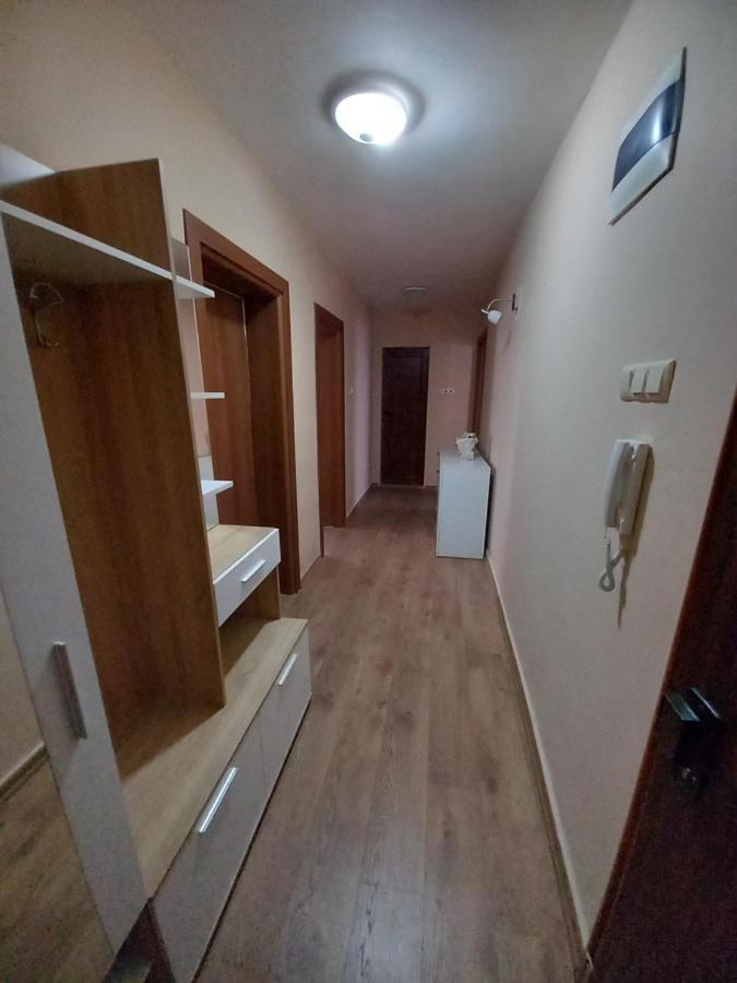 Sea Central Apartment Burgas Bagian luar foto